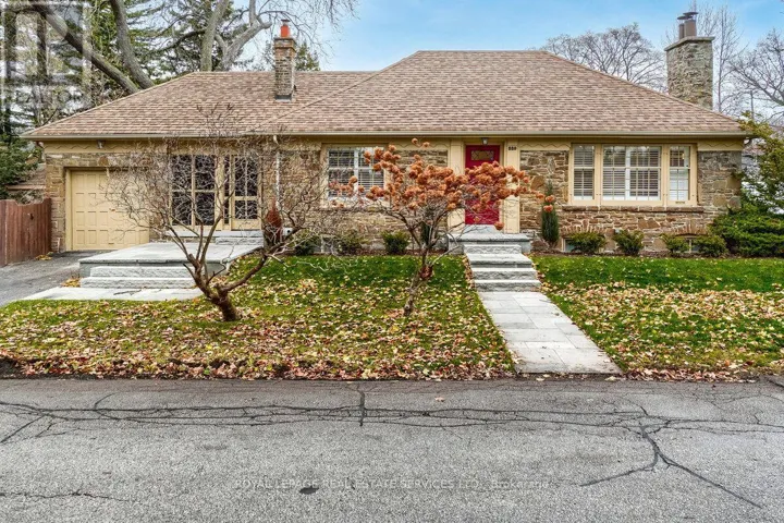 880 ROYAL YORK ROAD, Toronto (Stonegate-Queensway), Ontario M8Y2V6