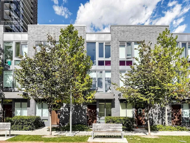 28 SONIC WAY, Toronto (Flemingdon Park), Ontario M3C3Z2