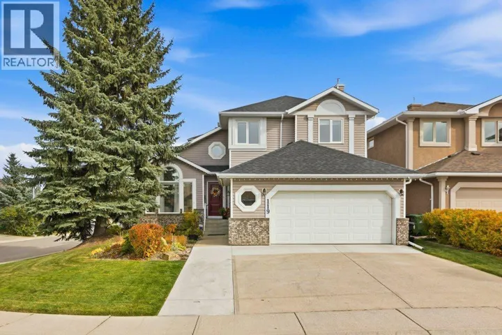 119 Woodpark Circle SW, Calgary, Alberta T2W6E9