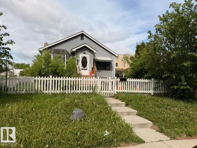 12026 77 ST NW, Edmonton, Alberta T5B2G7