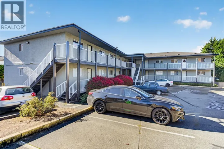 203 123 Back Rd, Courtenay, British Columbia V9N3W5