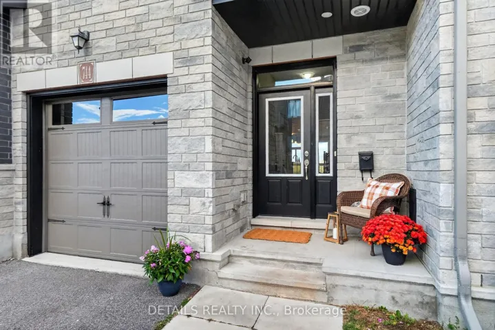 744 DEARBORN PRIVATE, Ottawa, Ontario K1T0W3