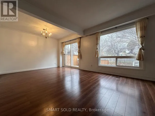 117 MICMAC CRESCENT, Toronto (Henry Farm), Ontario M2H2K1