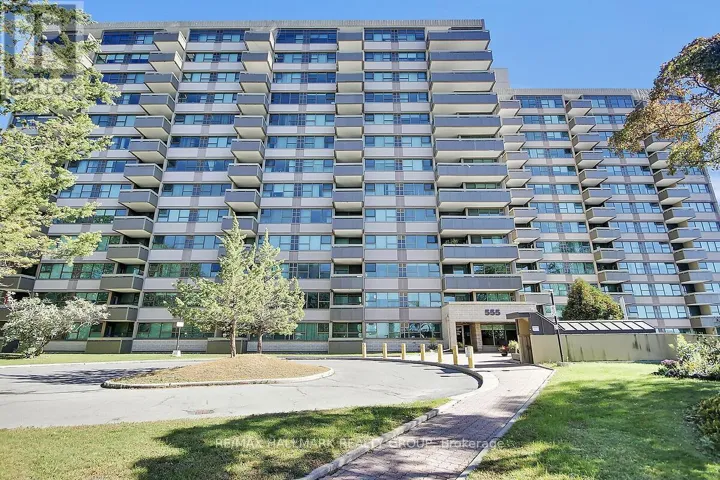704 - 555 BRITTANY DRIVE, Ottawa, Ontario K1K4C5