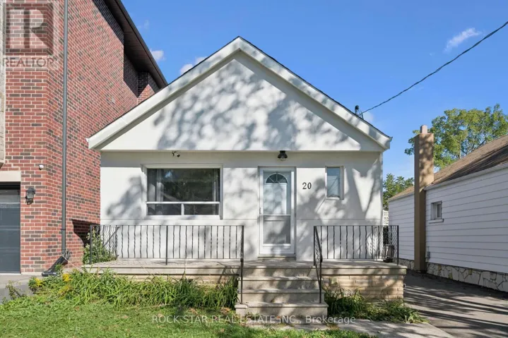 20 BRAEBURN AVENUE, Toronto (Humber Heights), Ontario M9P2J3