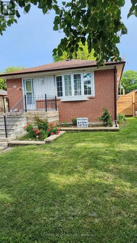 27 PAR AVENUE, Toronto (Woburn), Ontario M1G2G5