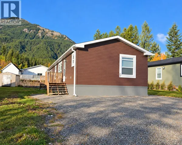 23 DEERBORNE Drive, Elkford, British Columbia V0B1H0
