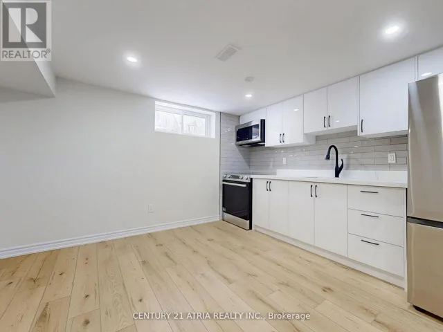LOWER B - 57 SADDLE RIDGE DRIVE, Toronto (Victoria Village), Ontario M4A1Z6