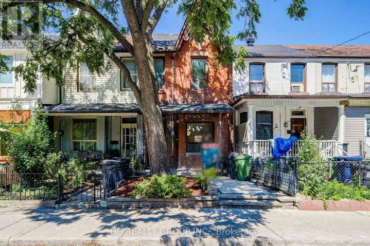 64 WALES AVENUE, Toronto (Kensington-Chinatown), Ontario M5T1J4