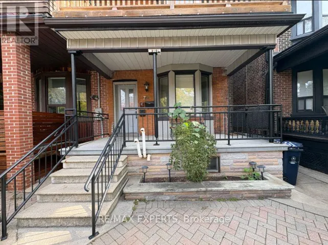 MAIN - 721 CARLAW AVENUE, Toronto (North Riverdale), Ontario M4K3K8