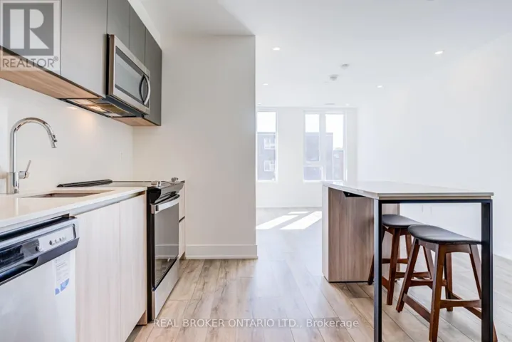 208 - 11 MARYPORT AVENUE, Toronto (Downsview-Roding-CFB), Ontario M3M0E2