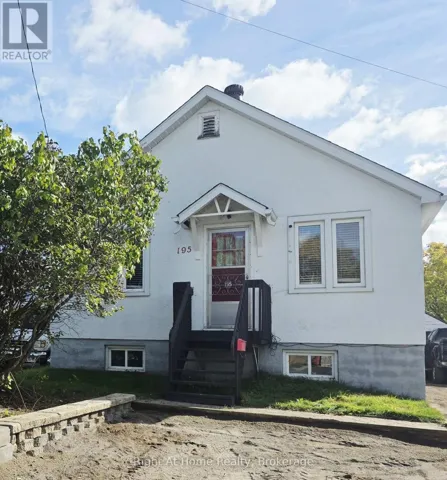 195 EMPRESS AVENUE S, Thunder Bay (West End), Ontario P7E6S1