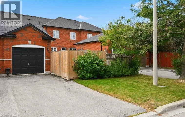 5035 CORPORATE Drive, Burlington, Ontario L7L7L5