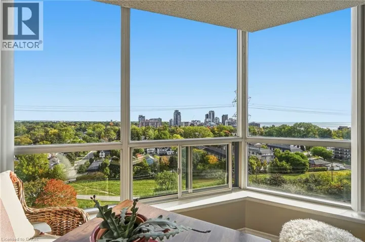 1276 MAPLE CROSSING Boulevard Unit# 1406, Burlington, Ontario L7S2J9