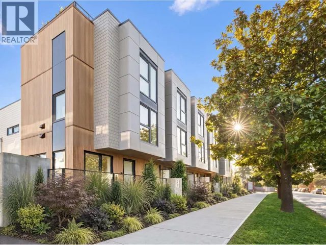 4460 ASH STREET, Vancouver, British Columbia V5Z2H8