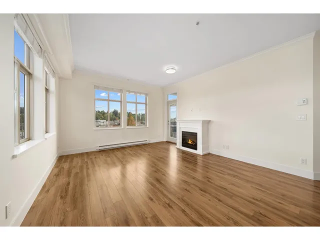 305 2632 PAULINE STREET, Abbotsford, British Columbia V2S0C9