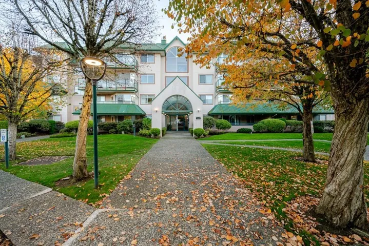 307 2958 TRETHEWEY STREET, Abbotsford, British Columbia V2T6P6