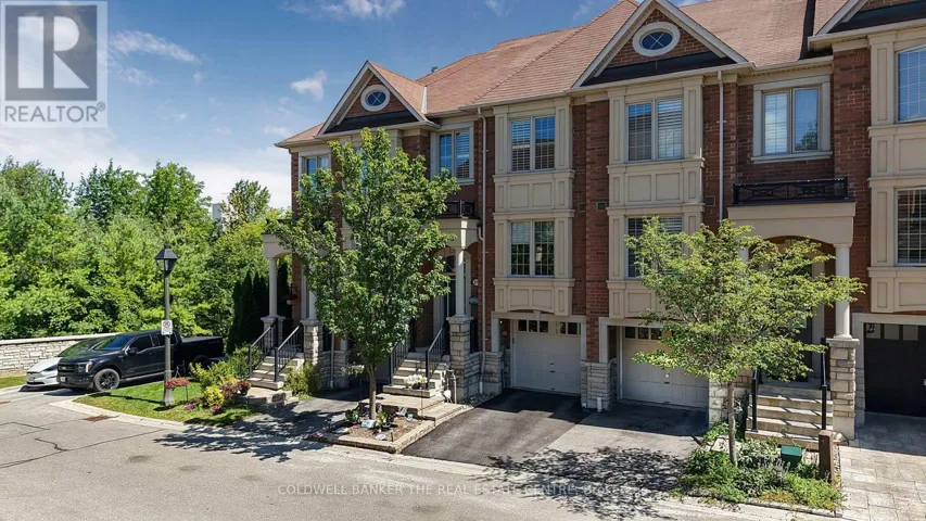 370 DOAK LANE, Newmarket (Gorham-College Manor), Ontario L3Y0A8