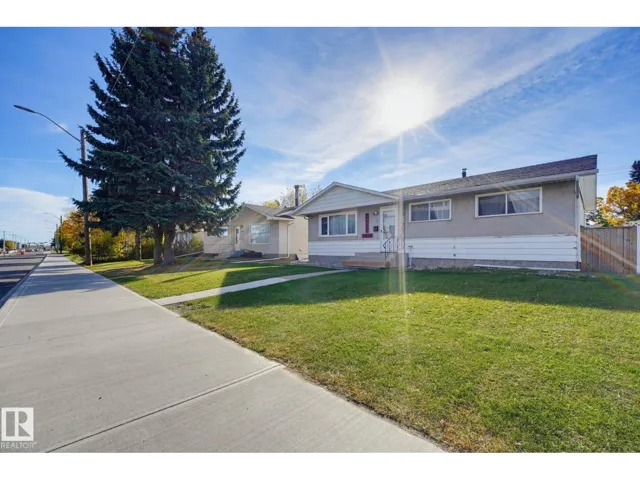 16415 87 AV NW, Edmonton, Alberta T5R4H3