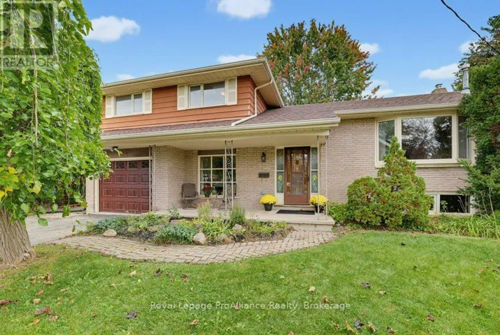23 THORNCLIFFE DRIVE, Belleville (Belleville Ward), Ontario K8P4L3