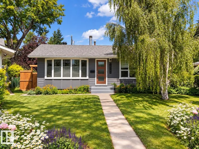15256 86 AV NW, Edmonton, Alberta T5R4C3