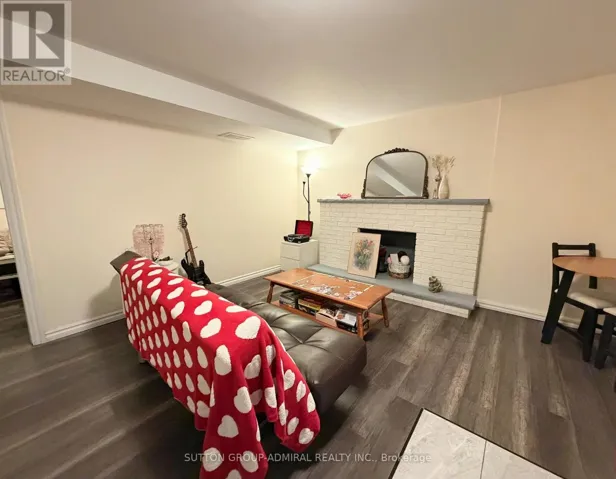 93 NORTH RIDGE ROAD, Vaughan (West Woodbridge), Ontario L4L2G9