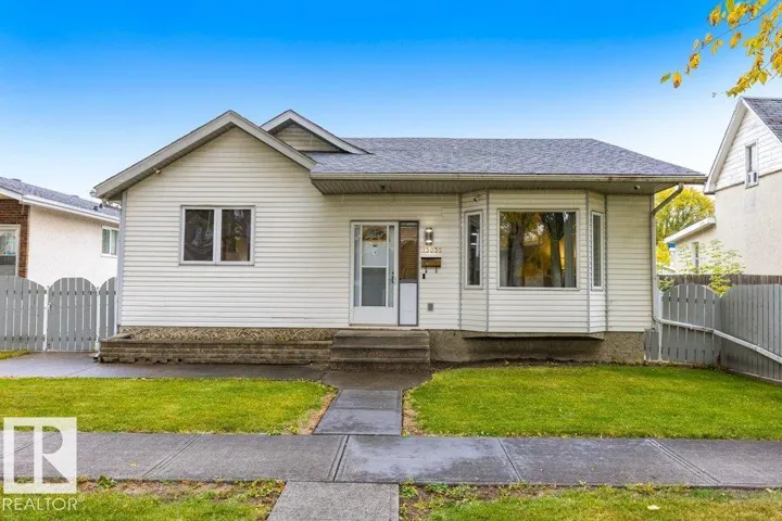 13035 117 ST NW, Edmonton, Alberta T5E5J9
