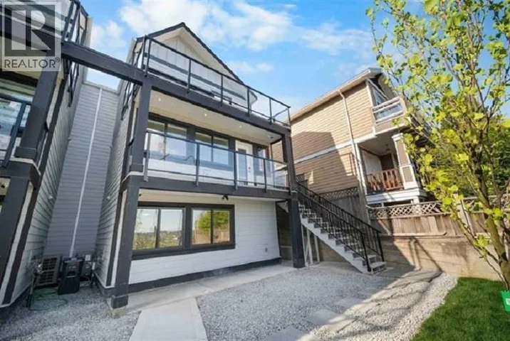 1 1923 RIVER DRIVE, New Westminster, British Columbia V3M2B1