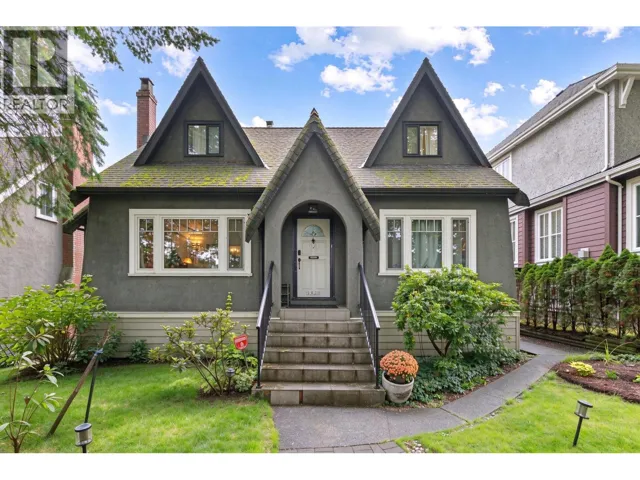 2923 W 32ND AVENUE, Vancouver, British Columbia V6L2B8