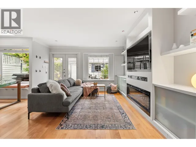2146 W 14TH AVENUE, Vancouver, British Columbia V6K2V7