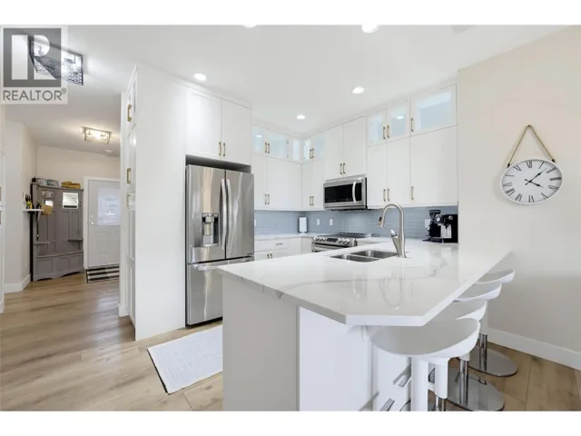 714 Riverside Avenue Unit# 28, Sicamous, British Columbia V0E2V1
