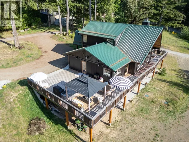 2279/2281 Clark Rd, Courtenay, British Columbia V9J1T1