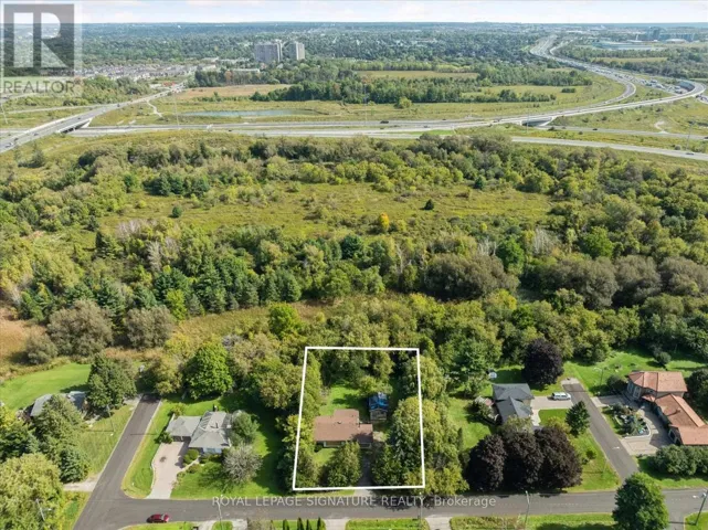 45 QUEENS ROAD, Whitby, Ontario L1P1K4