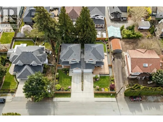 1114 HACHEY AVENUE, Coquitlam, British Columbia V3K2H4
