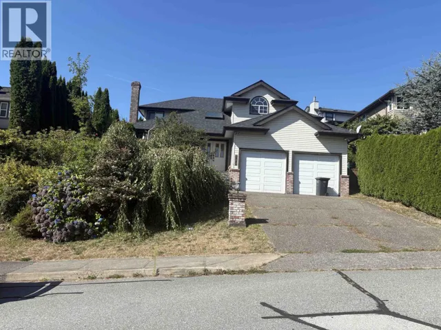 740 CLEARWATER WAY, Coquitlam, British Columbia V3C6A3
