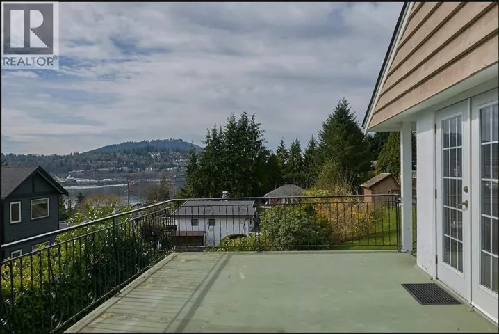 120 JACOBS ROAD, Port Moody, British Columbia V3H2Z9