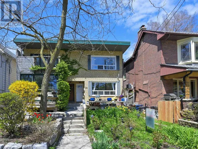 FIRST FLOOR & BASEMENT - 24 KEWBEACH AVENUE, Toronto (The Beaches), Ontario M4L1B7
