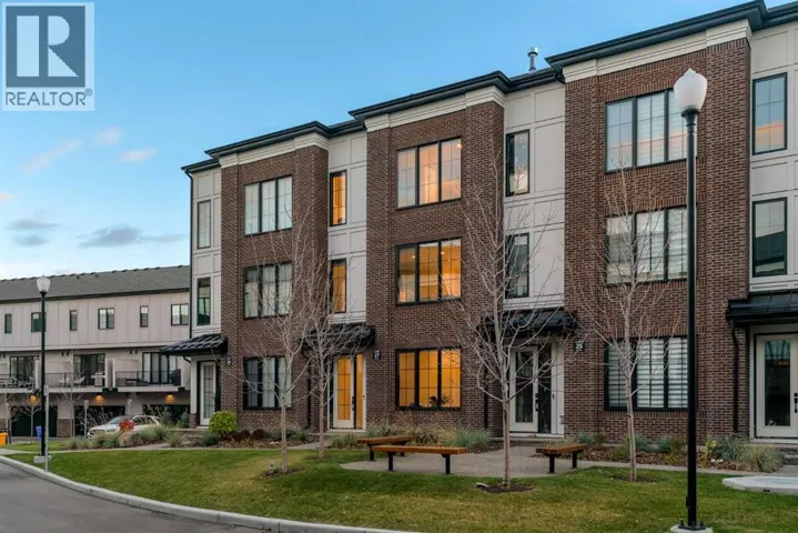 27, 130 Discovery Drive SW, Calgary, Alberta T3H6E9