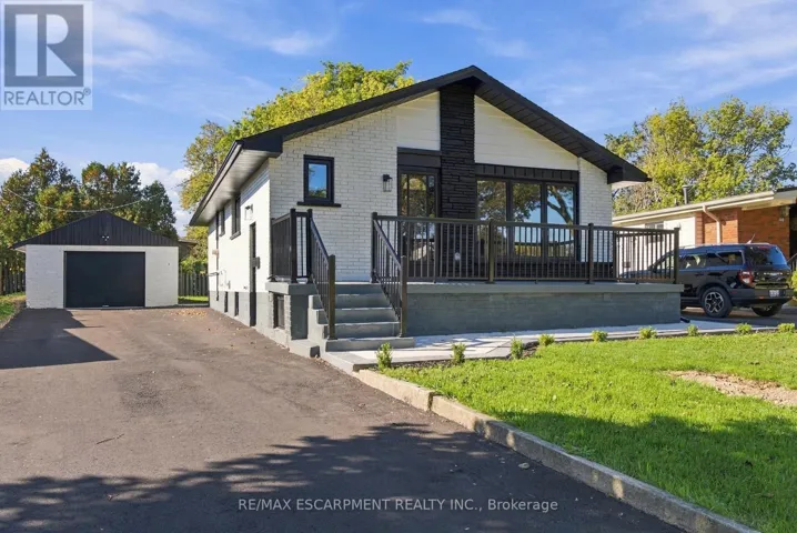 LOWER - 46 BOBOLINK ROAD, Hamilton (Bruleville), Ontario L9A2P4