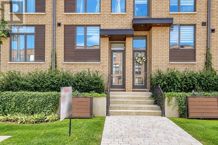 127 GREEN GARDENS BOULEVARD, Toronto (Englemount-Lawrence), Ontario M6A0E2