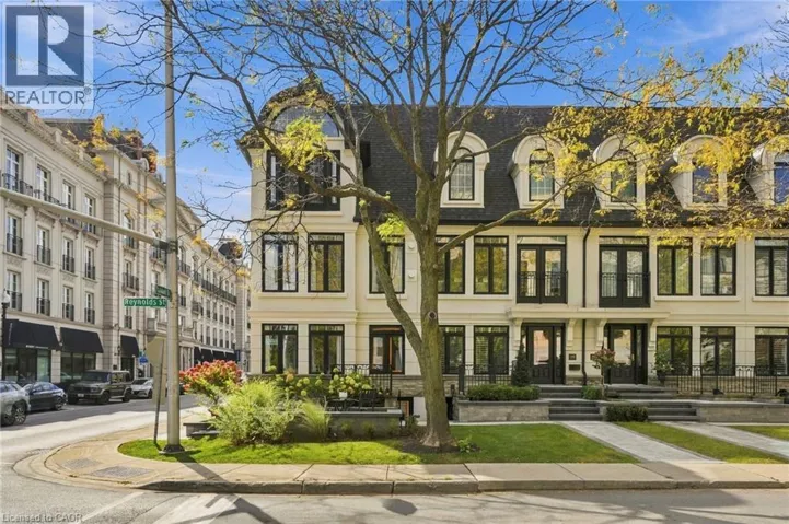 305 RANDALL Street, Oakville, Ontario L6J7Z1