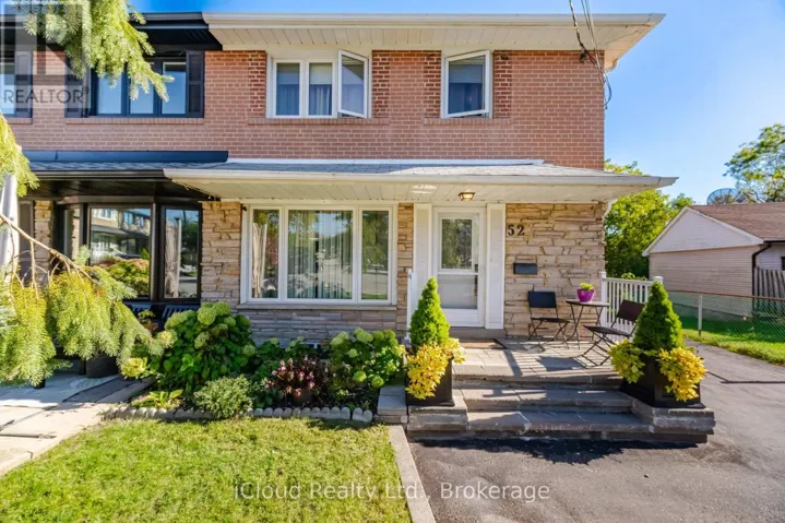 52 BENGAL COURT, Toronto (Glenfield-Jane Heights), Ontario M3L1X9