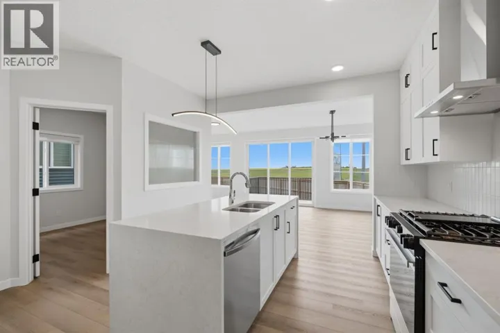 212 Lewiston Landing NE, Calgary, Alberta T3P2N8