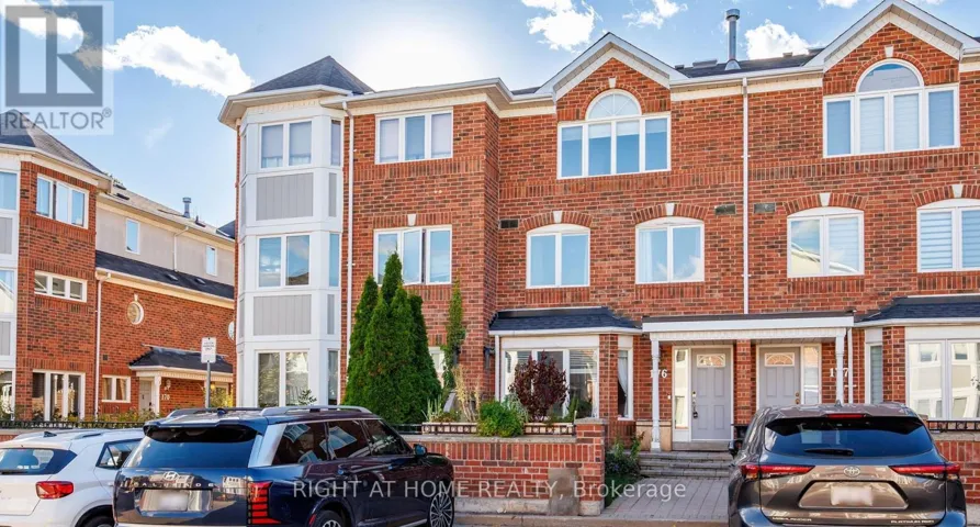 176 - 18 CLARK AVENUE W, Vaughan (Crestwood-Springfarm-Yorkhill), Ontario L4J8H1