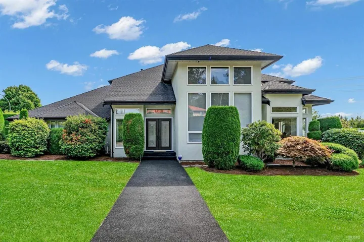 14260 82A AVENUE, Surrey, British Columbia V3W0V6