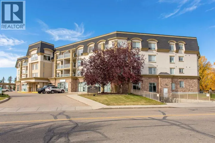 105, 4425 HERITAGE Way, Lacombe, Alberta T4L2P4