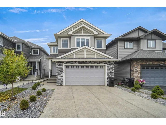 7520 174 AV NW, Edmonton, Alberta T5Z0J7