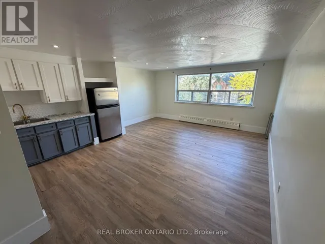 202 - 50 BENSON AVENUE, Richmond Hill (Mill Pond), Ontario L4C4E6