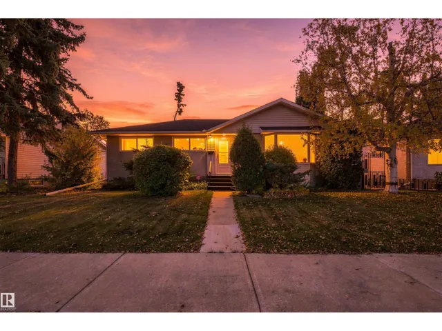 10520 Lauderdale RD NW, Edmonton, Alberta T5E5R5