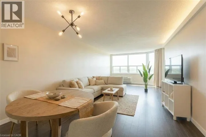 55 GREEN VALLEY Drive Unit# 1508, Kitchener, Ontario N2P1Z6